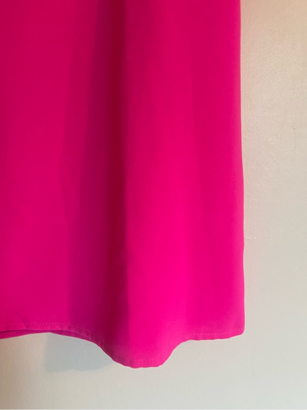 JODIFL Hot Pink Puff-Sleeve V-Neck Blouse - Picture 4 of 8